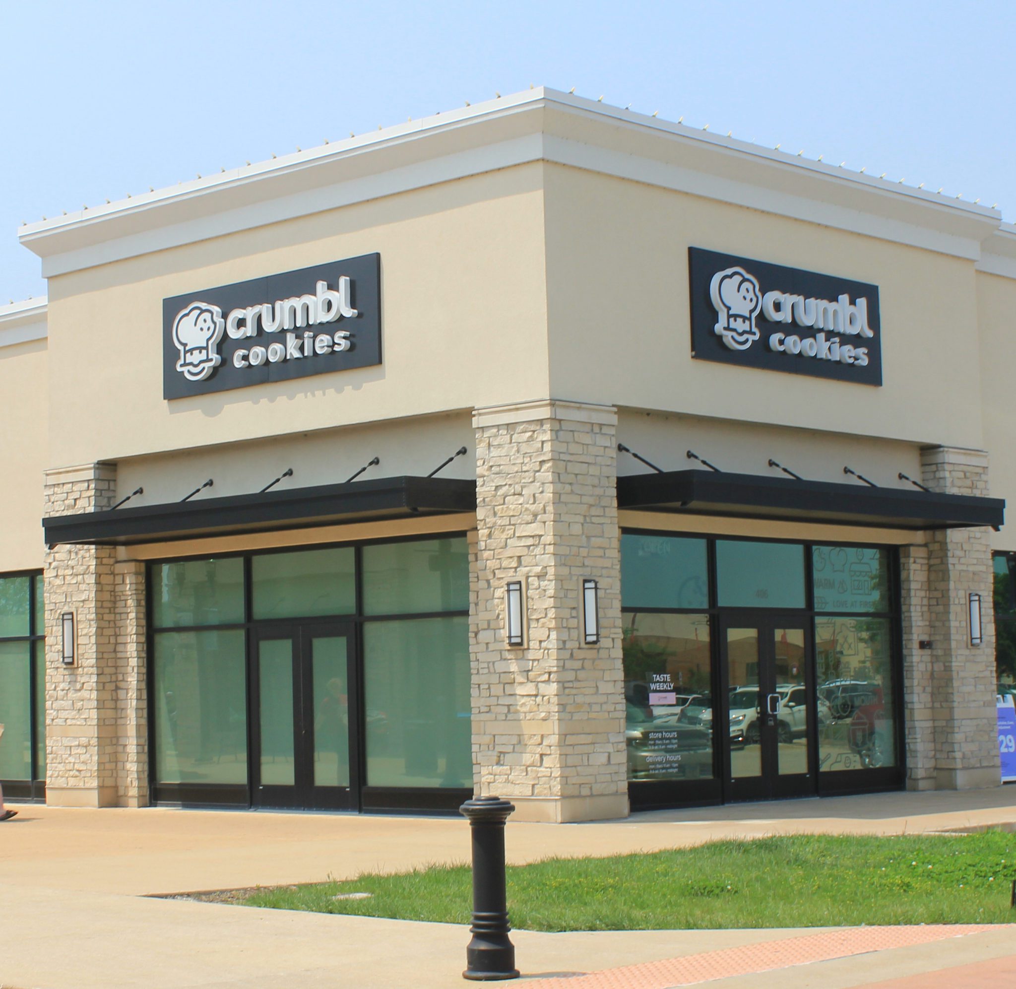 Crumbl Cookie - East Peoria