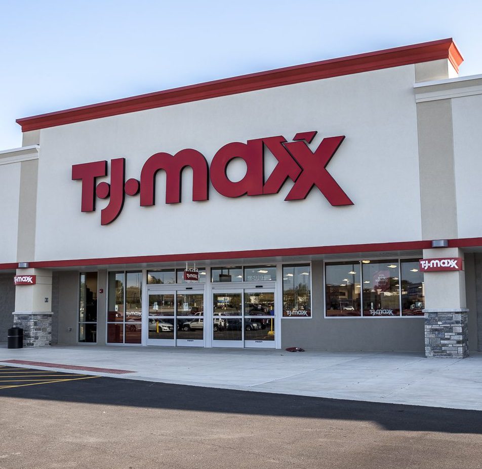 Glen Hollow Shopping Center – TJ MAXX
