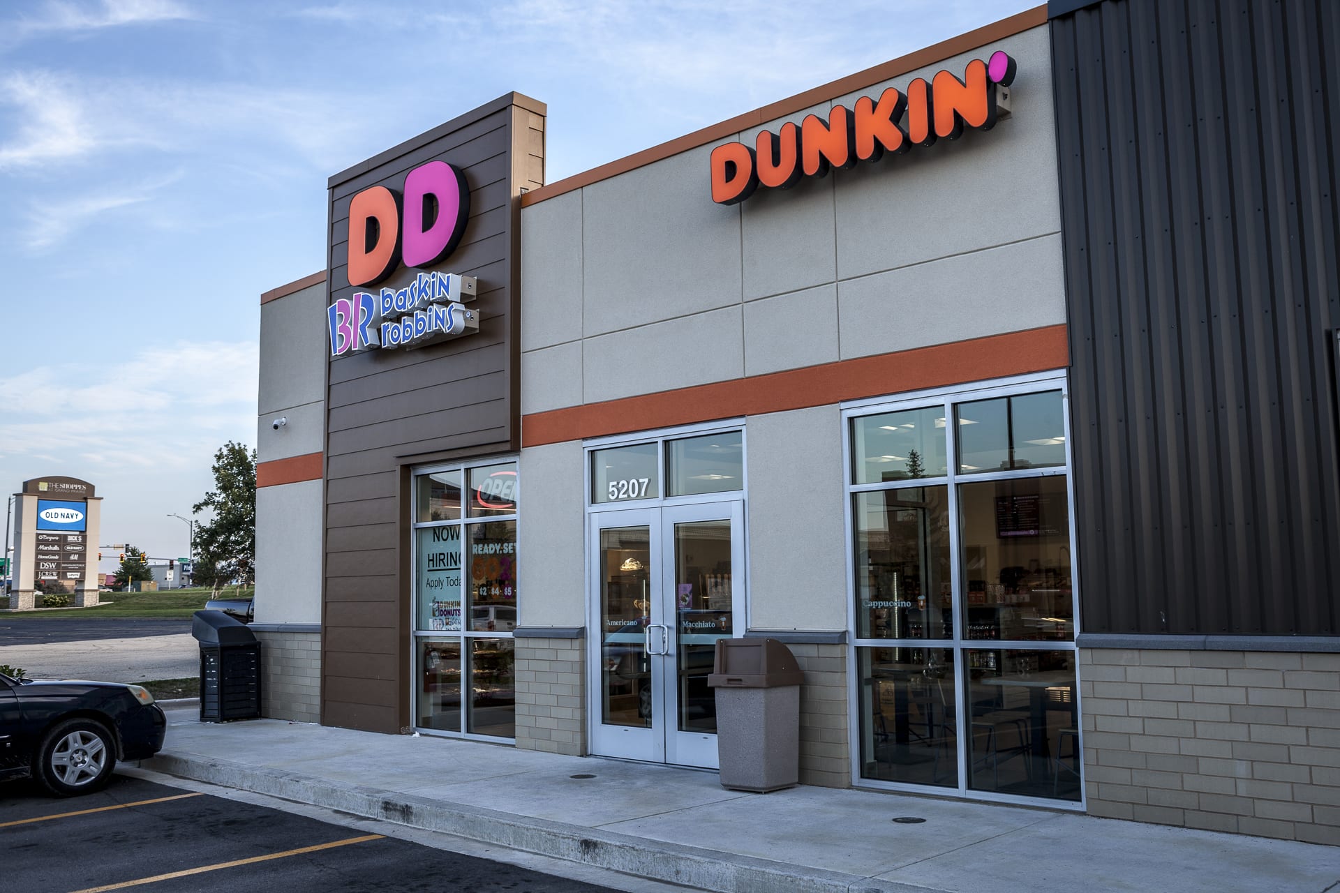 The Shoppes at Grand Prairie – Dunkin Donuts