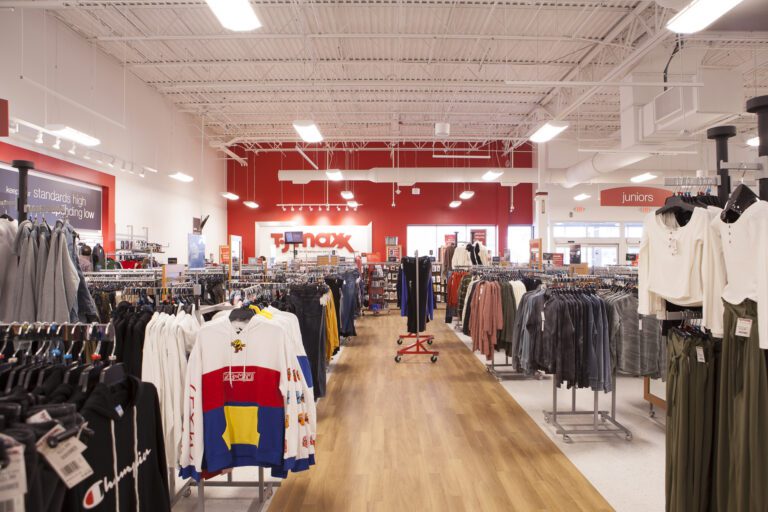 Glen Hollow Shopping Center – TJ MAXX